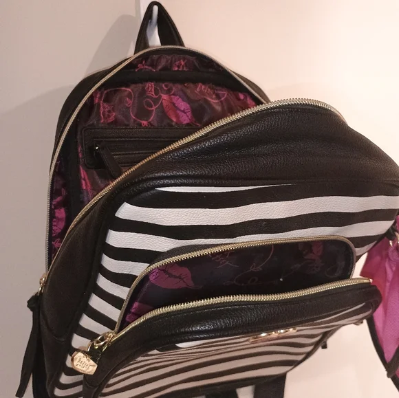 Y2k Betsy Johnson Black & White Striped Backpack with Pink Bow - Picture 6 of 6